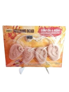 Loot Crate The Walking Dead, Soap-On-A-Rope Daryl Walker's Ear Necklace